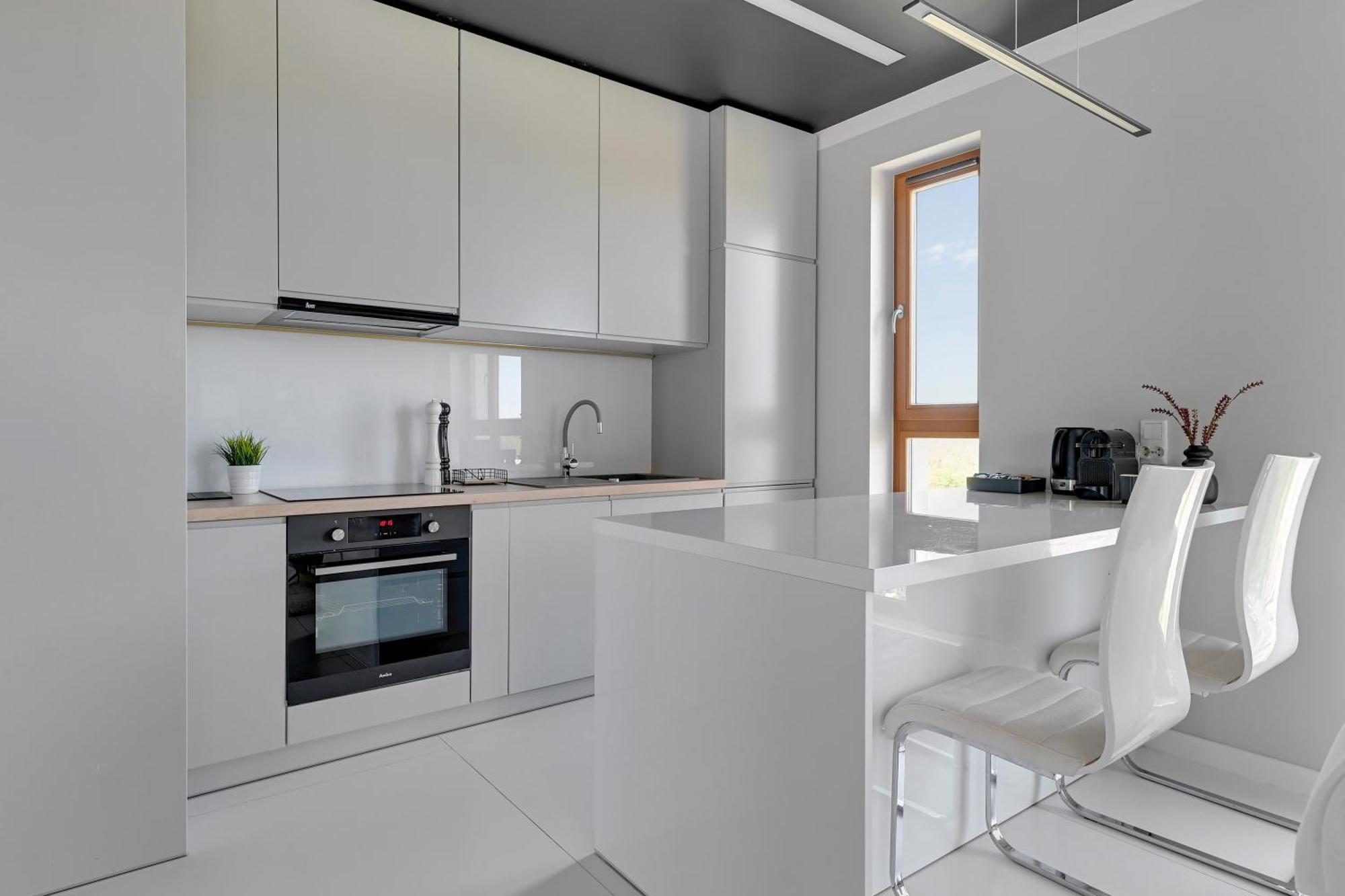 Zajezdnia Wrzeszcz Seaside & Parking By Downtown Apartments غدانسك الغرفة الصورة