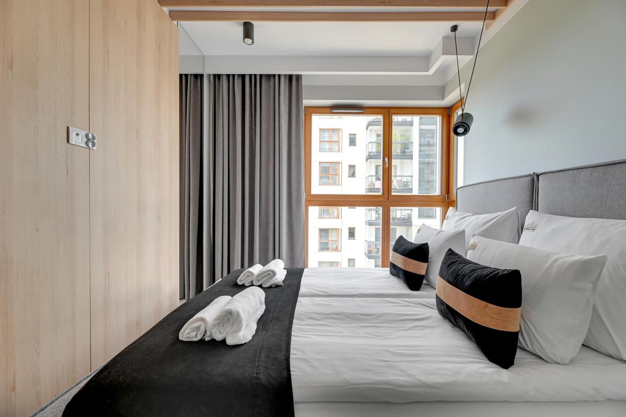 Zajezdnia Wrzeszcz Seaside & Parking By Downtown Apartments غدانسك الغرفة الصورة